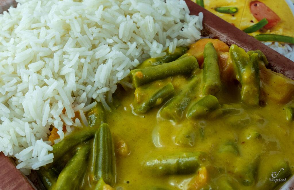 najlepszy blog wegański curry